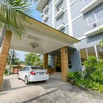 Oyo 463 Tycoon Place