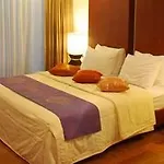 ชาโตว์เดลบูทีคเรสซิเดนท์ 3* Pattaya