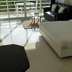 Hotel Vtsix At View Talay 6 Pattaya