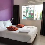 The Chic Place