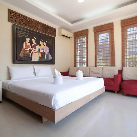 3 Bedroom Town With Private Pool Pattaya