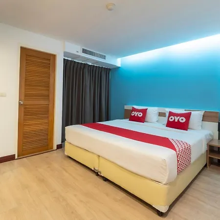 By Dee @jomtien 3* Pattaya