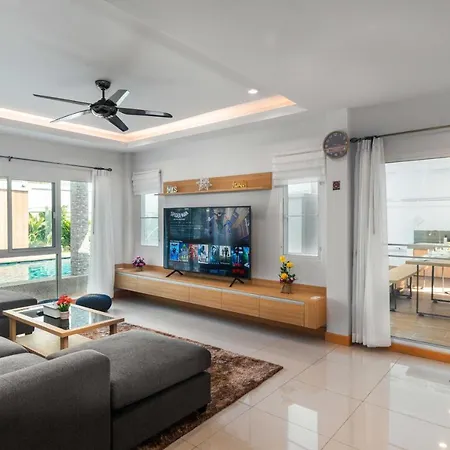 Sabai Pool 12-15 Persons 6br, Sauna, Pool Table, Karaoke, Bbq Villa