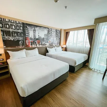 Glow Hotel Pattaya