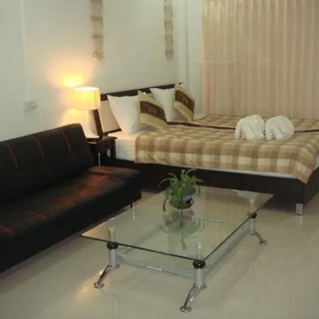 Anzac Wooden Guest House & Cafe Shop Apartment Pattaya