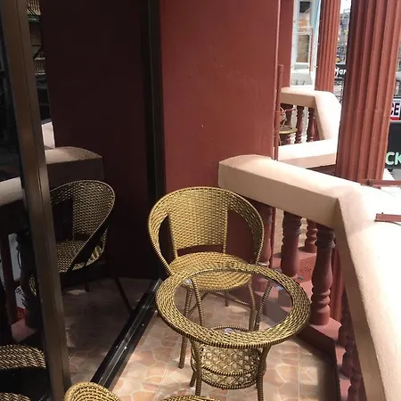 Aparthotel S- One 3*
