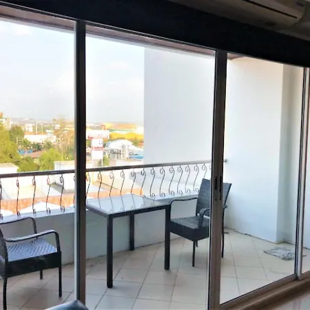 Large With Balcony - Tw Platinum Suites, Jomtien Holiday home