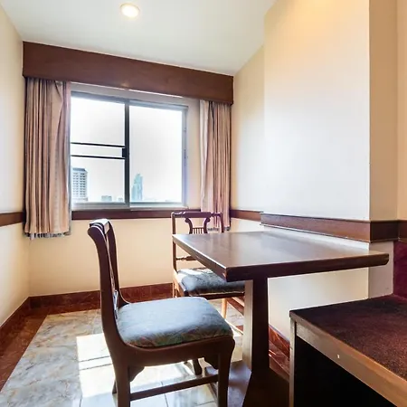 Reddoorz Navin Mansion 3 Hotel Pattaya