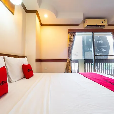 Reddoorz Navin Mansion 3 Hotel 3*
