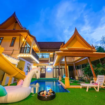 Bali Beach Pool วิลล่า Pattaya