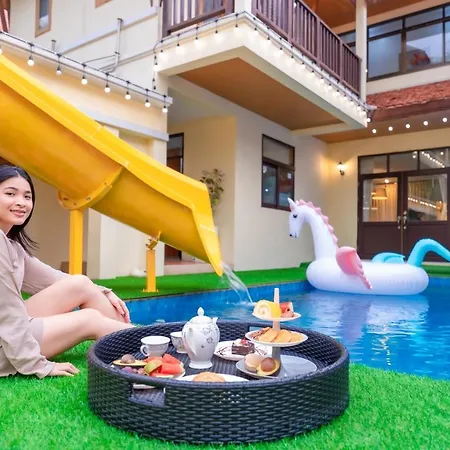 Bali Beach Pool * Pattaya