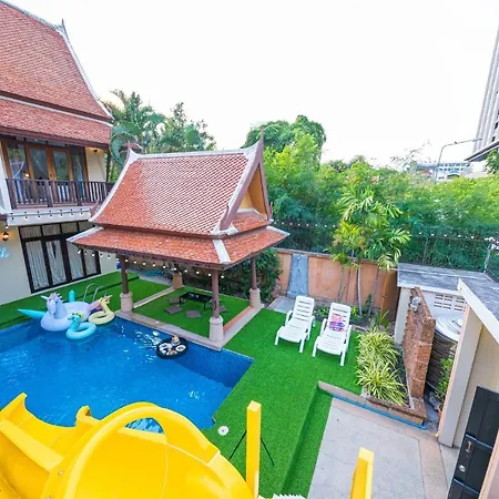 Bali Beach Pool * Pattaya