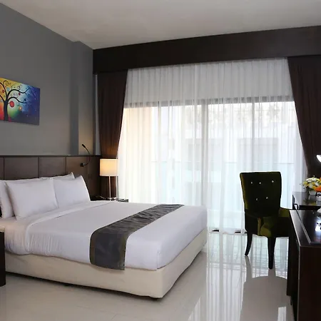 Woraburi & Hotel 4*