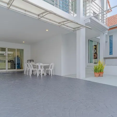 Mew 2 Villa *
