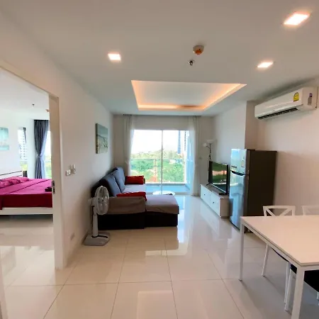 Apartment One Tower 14 By Thaiminatorpattaya *