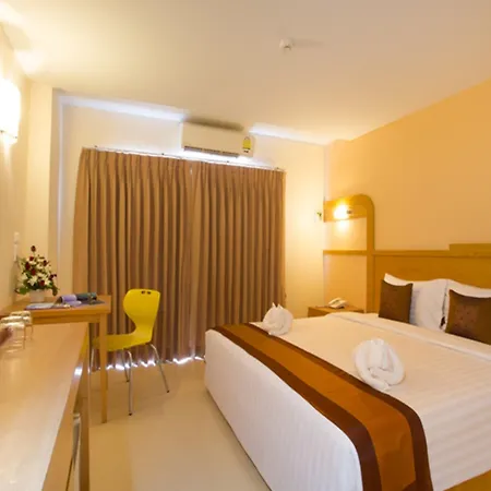 Hotel Eastiny Plaza 3*