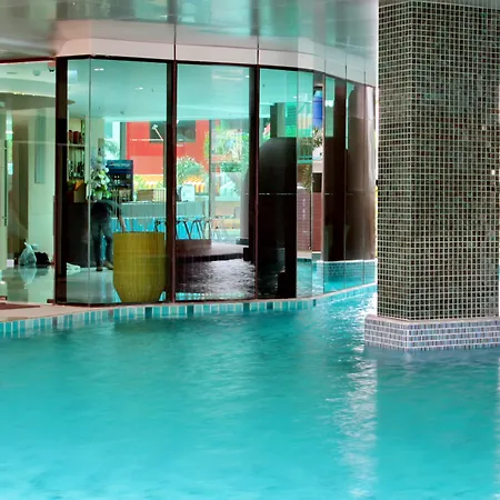 Discovery Hotel