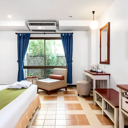 Hotel Sawasdee Sea View