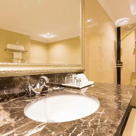 Hotel Lk President