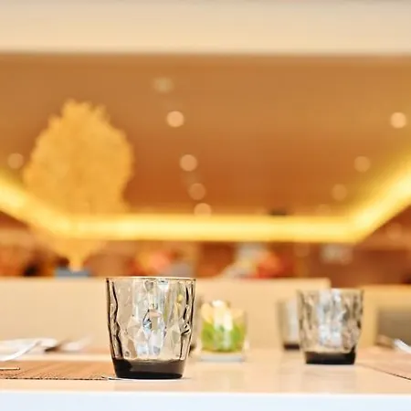 M - Sha Extra Hotel 4*