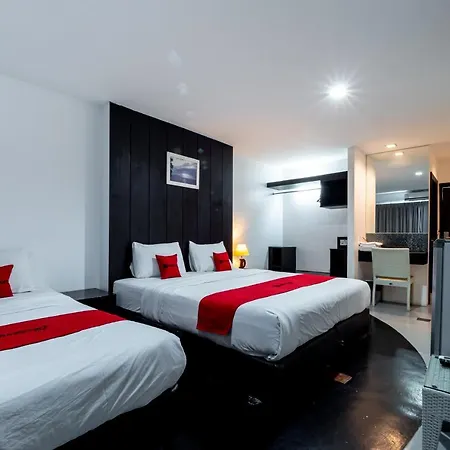 Hotel Reddoorz I-talay
