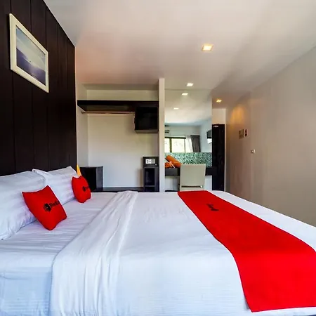 Reddoorz I-talay Hotel 3*