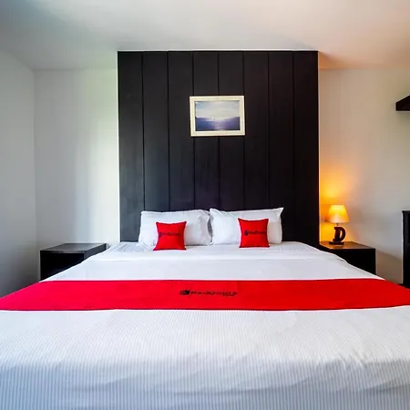 Hotel Reddoorz I-talay Pattaya