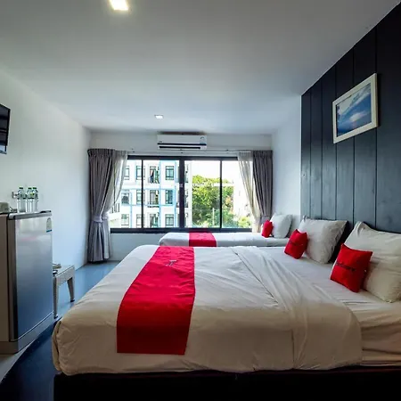 Hotel Reddoorz I-talay