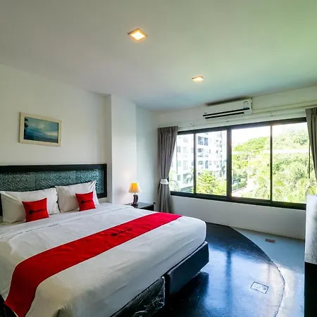 Reddoorz I-talay Hotel 3*