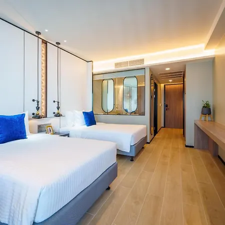 Somerset Hotel