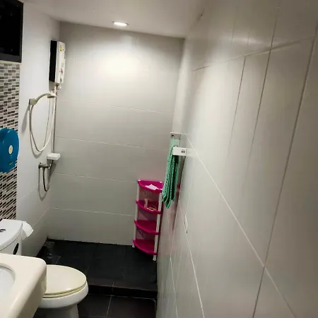 Apartment Happy Corner House Pattaya