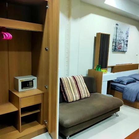 Apartment Happy Corner House