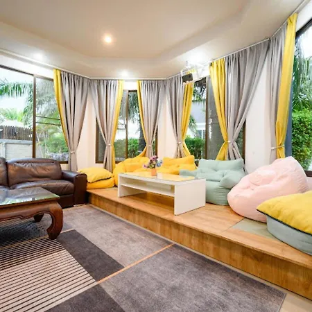 Luxury Gg Pool Villa