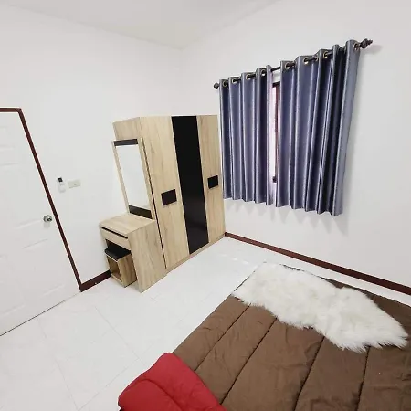 Homestay Mara's Holiday House