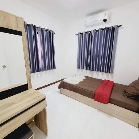 Mara's Holiday House Homestay