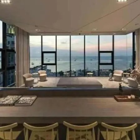 The Base Center By Ny Apartment