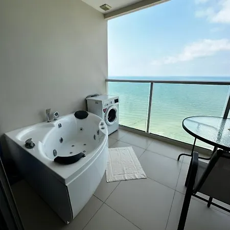 1 Bedroom Near The Sea In The Sands Pattaya
