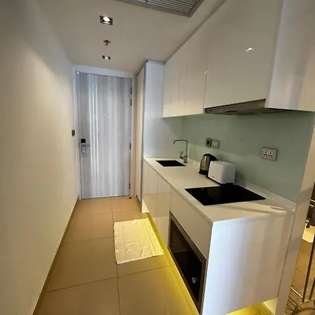 1 Bedroom Near The Sea In The Sands Apartment
