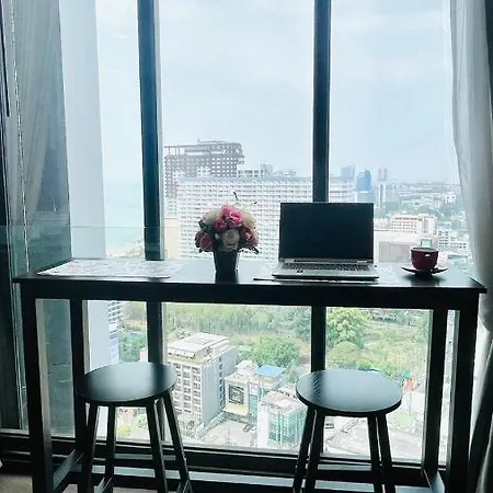 Apartment The Edge 582 By Numam Pattaya