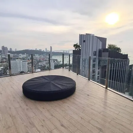 The Base 420 Apartment Pattaya
