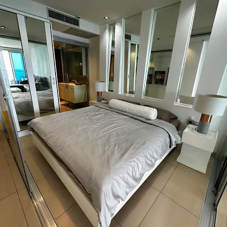 1 Bedroom Near The Sea In The Sands Apartment