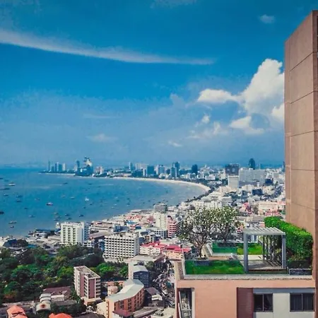 Sea View Near Walking Street Apartment