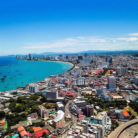 Sea View Near Walking Street Apartment