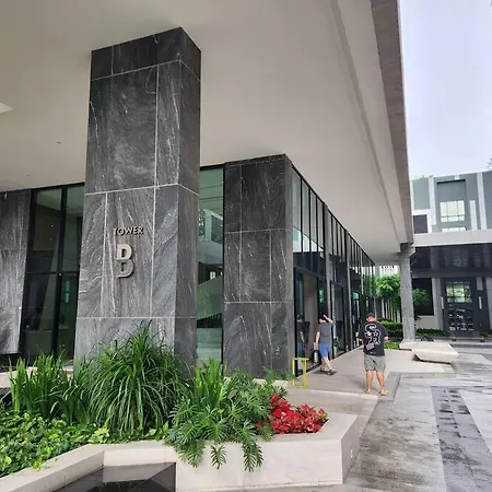 Apartment The Base Central芭提雅中央公寓｜市中心海景