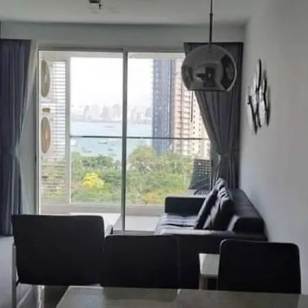 High Floor Sea View 2 Bedroom *