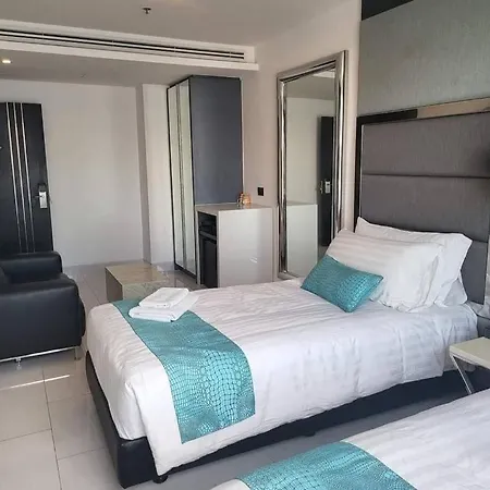 High Floor Sea View 2 Bedroom Apartment Pattaya