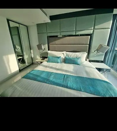High Floor Sea View 2 Bedroom *