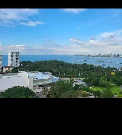Apartment High Floor Sea View 2 Bedroom Pattaya