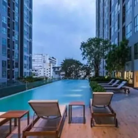 The Base Central High Floor Sea View * Pattaya