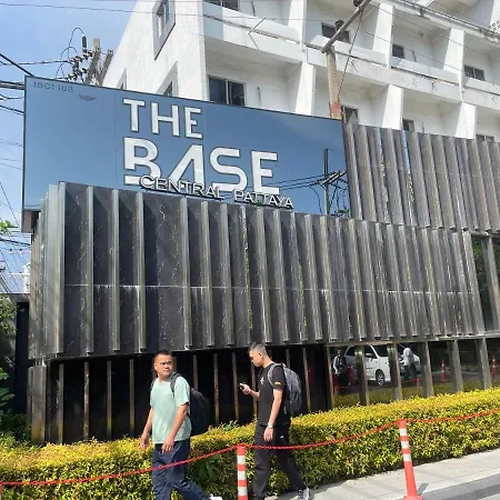 The Base Central 芭提雅中央公寓 Apartment